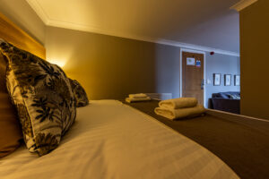 Deluxe Family Room 2 + 3 - The Crossways